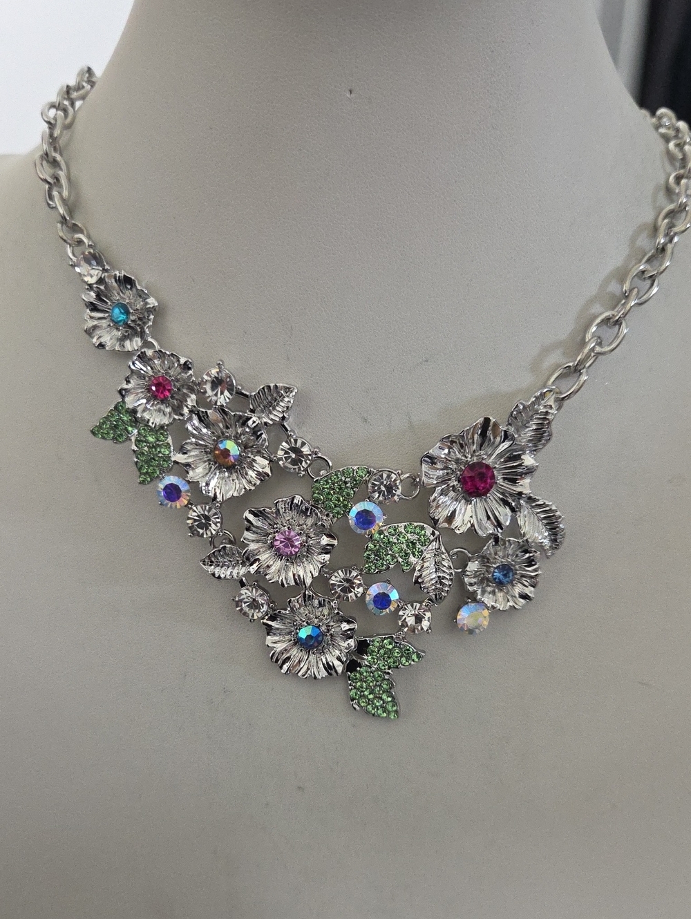 Paparazzi Head Turning Haute Multi Necklace NWT